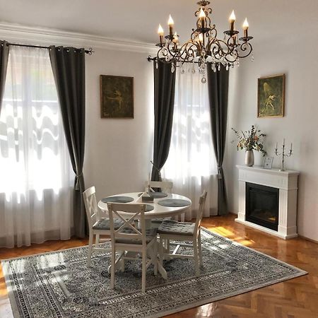 Residence Piata Armelor Sibiu Eksteriør bilde