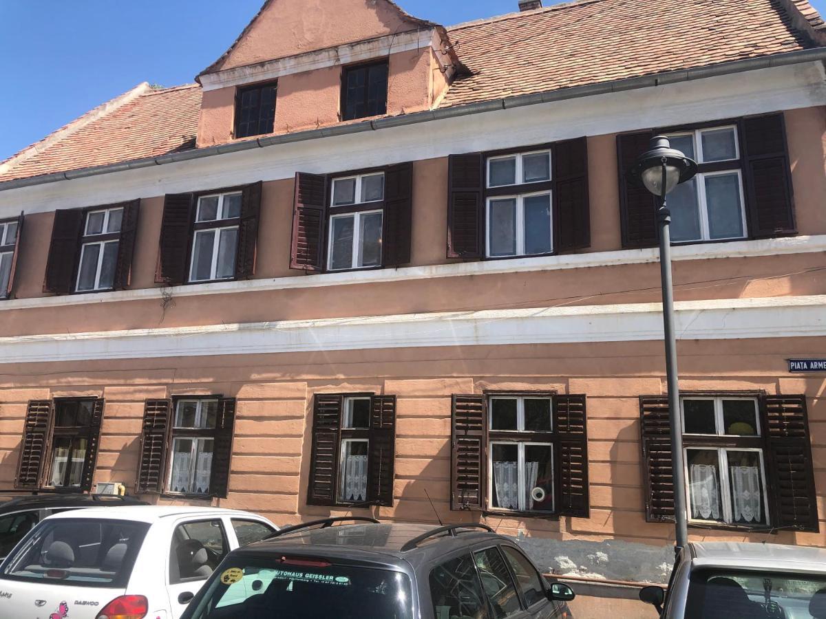 Residence Piata Armelor Sibiu Eksteriør bilde