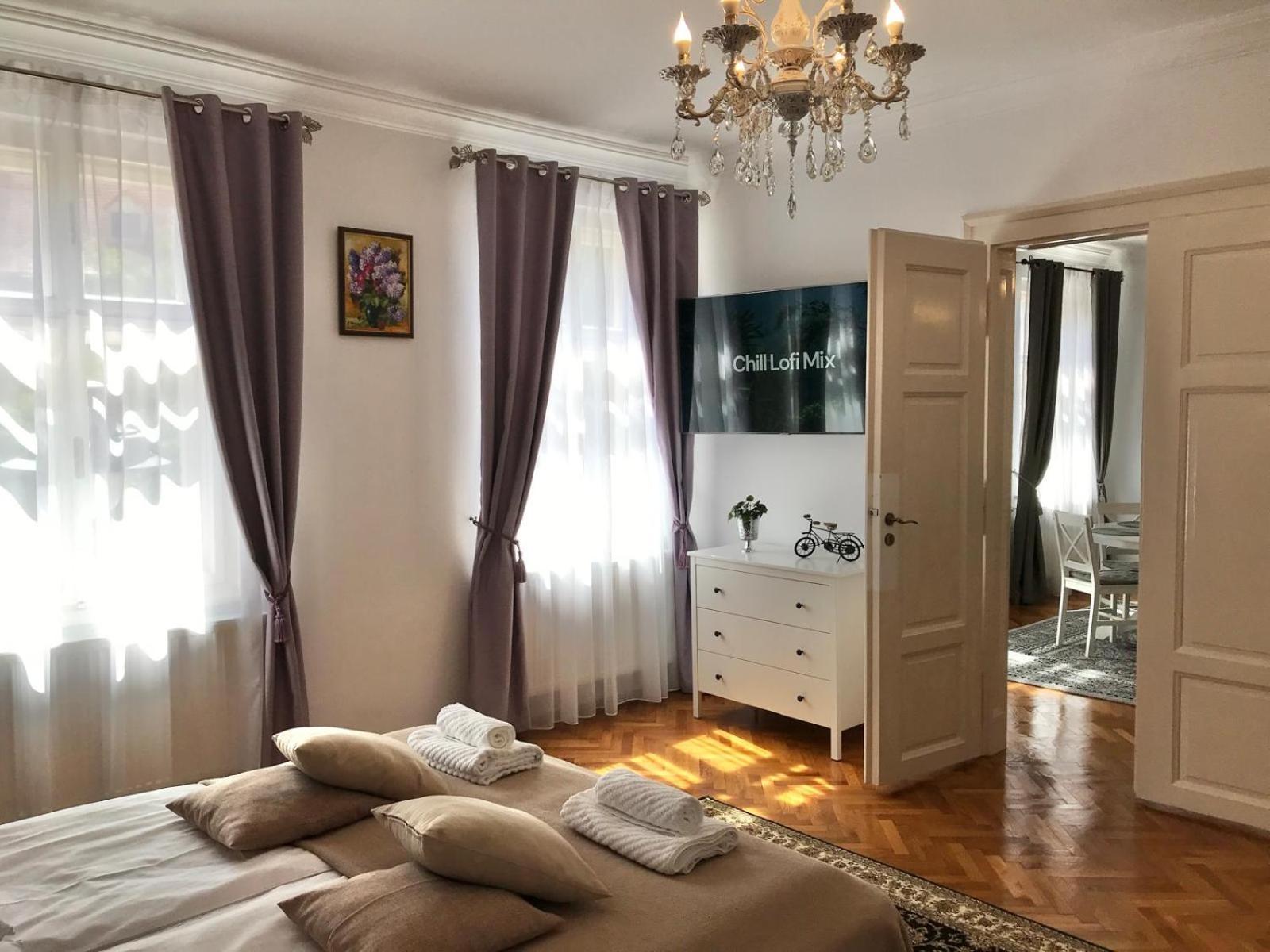 Residence Piata Armelor Sibiu Eksteriør bilde