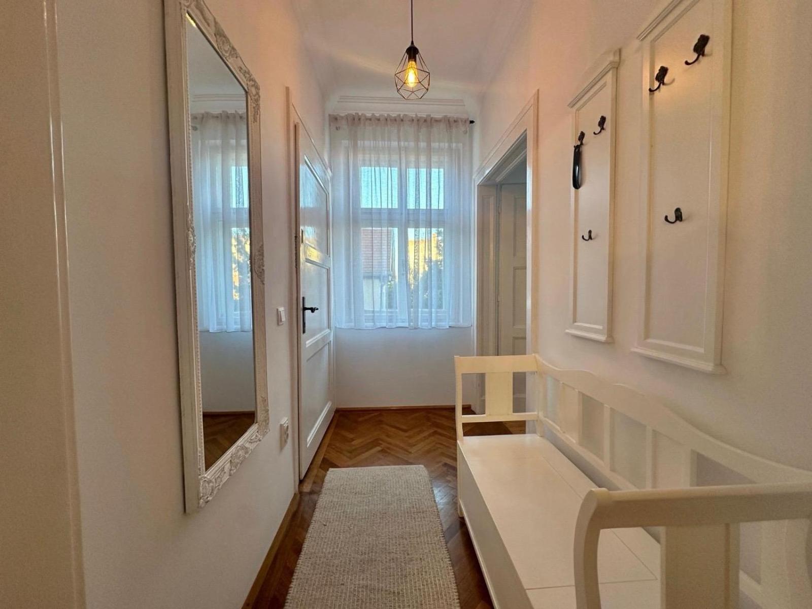 Residence Piata Armelor Sibiu Eksteriør bilde